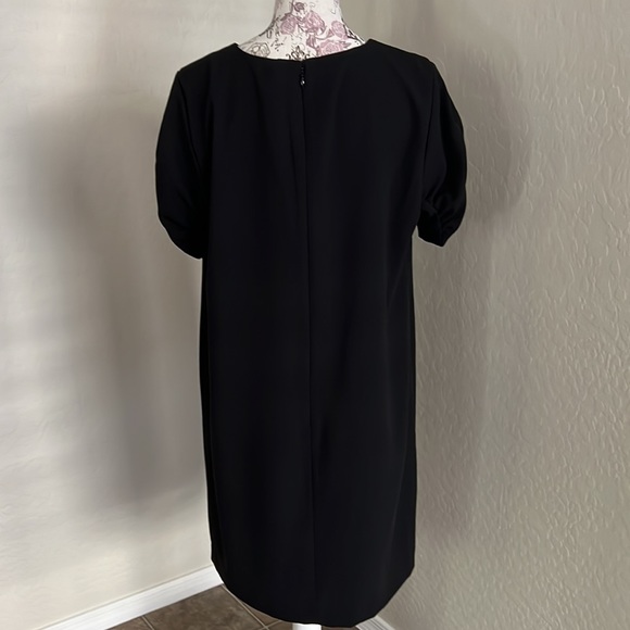 CeCe Black Short Sleeve Dress - Picture 3 of 5